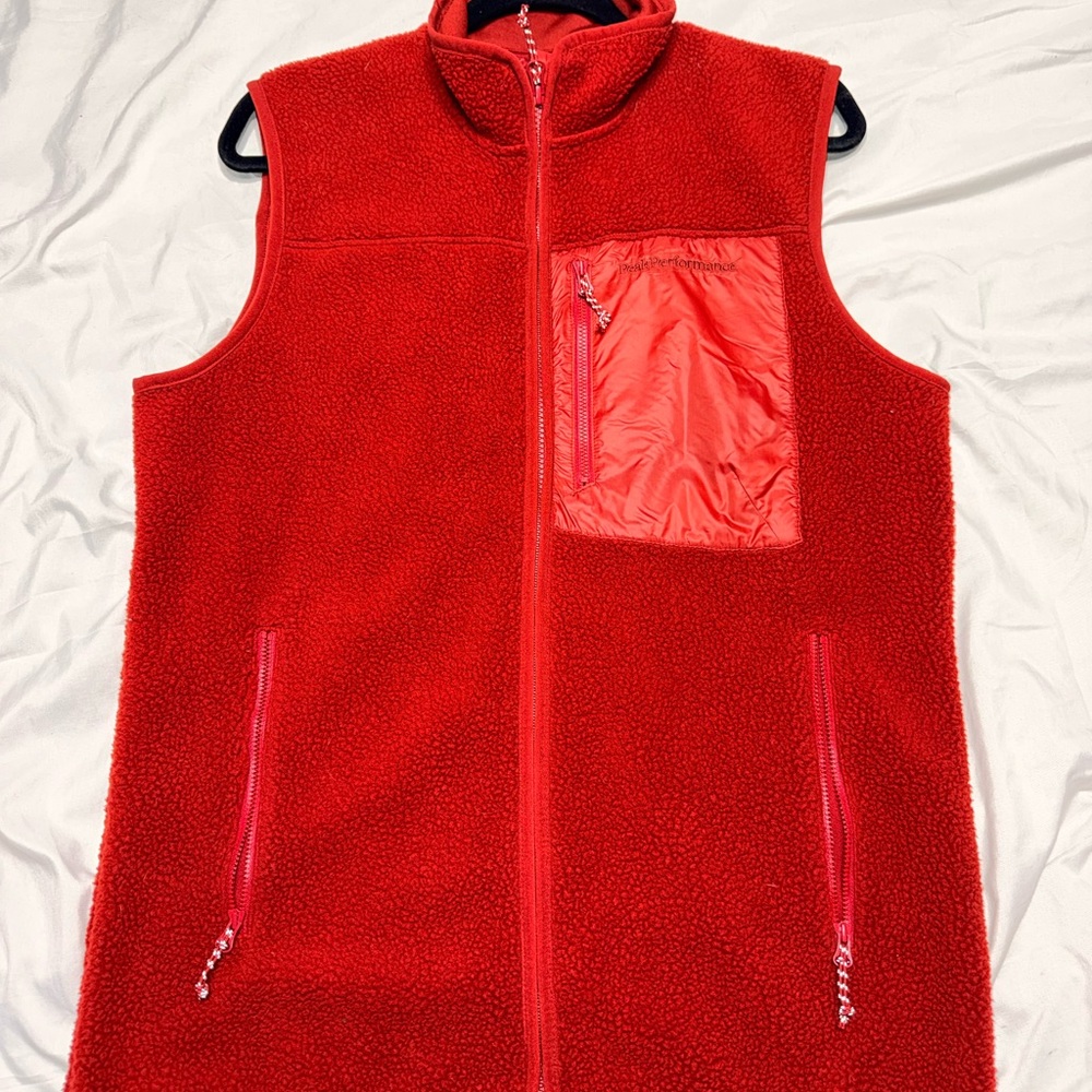 Peak Performance Men’s Pile Fleece Vest Red Medium